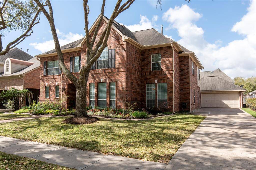 Sugar Land, TX 77479,10 Pecan Gorge CT