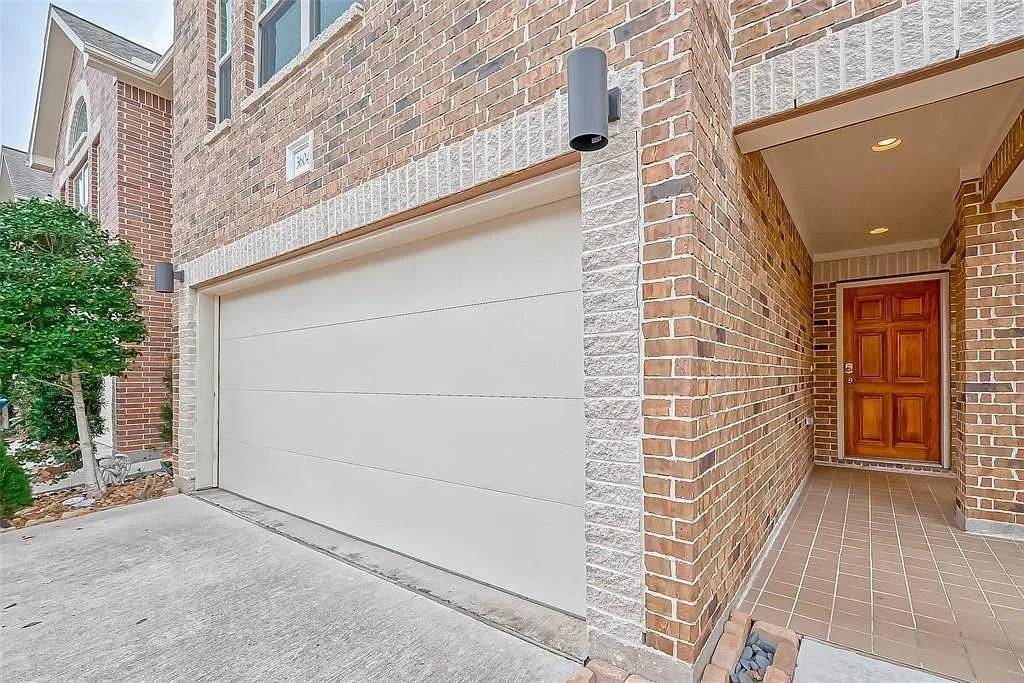 Houston, TX 77025,3604 Main Plaza DR