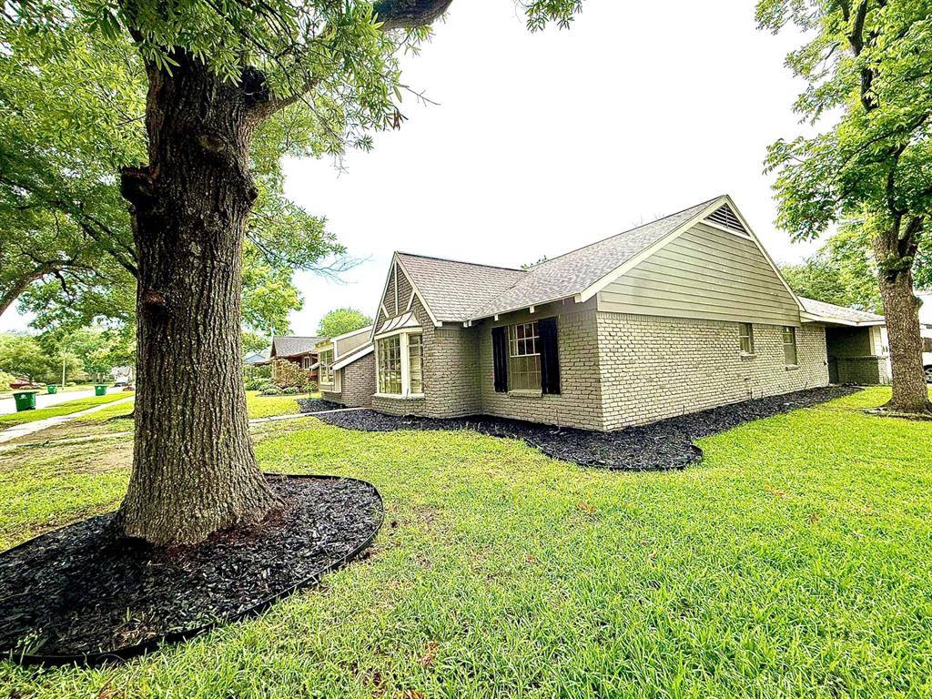 Houston, TX 77096,5602 Valkeith DR