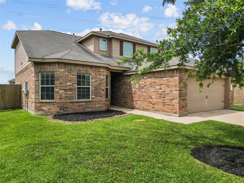 La Marque, TX 77568,942 Driftwood LN