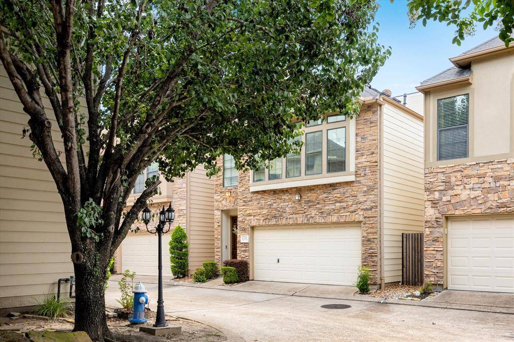 Houston, TX 77007,1355 Studer ST