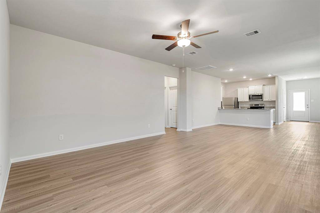 Houston, TX 77016,8017 Alpine Bearberry DR