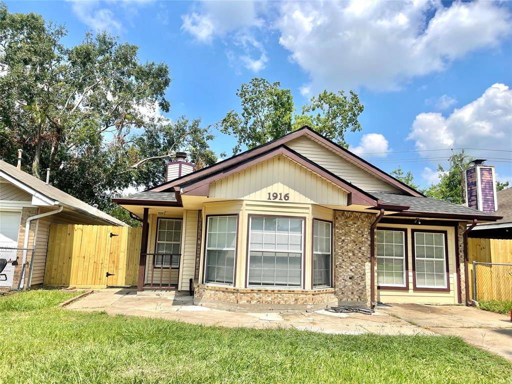 Rosenberg, TX 77471,1916 Spruce DR