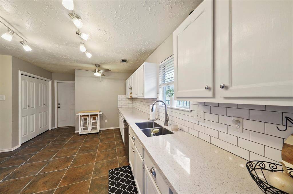Humble, TX 77346,20006 River Brook DR
