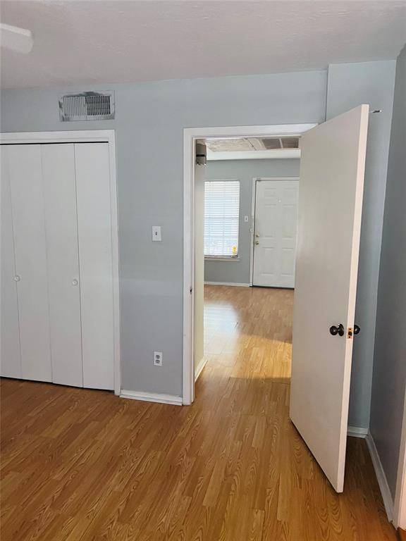 Houston, TX 77027,3224 Timmons LN #104