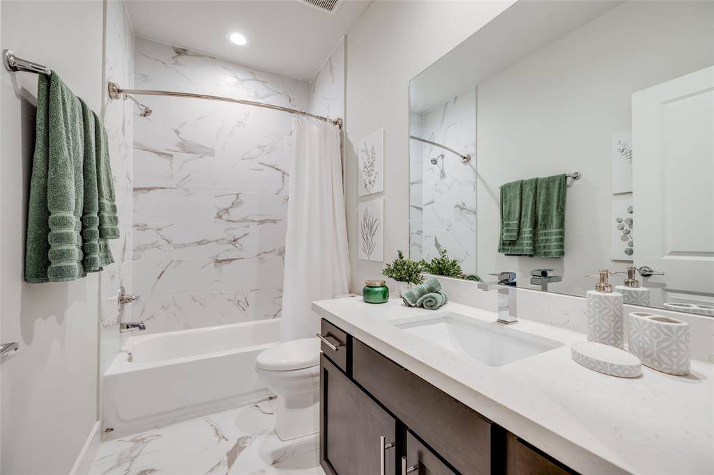 Houston, TX 77018,107 Knightsbridge Park LN