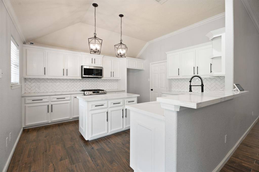 Pasadena, TX 77502,2204 Merle ST