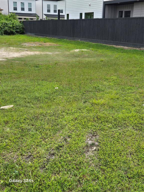 Houston, TX 77018,3715 Harvard ST