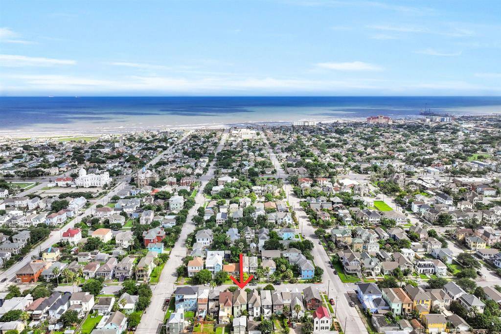 Galveston, TX 77550,1512 Winnie ST