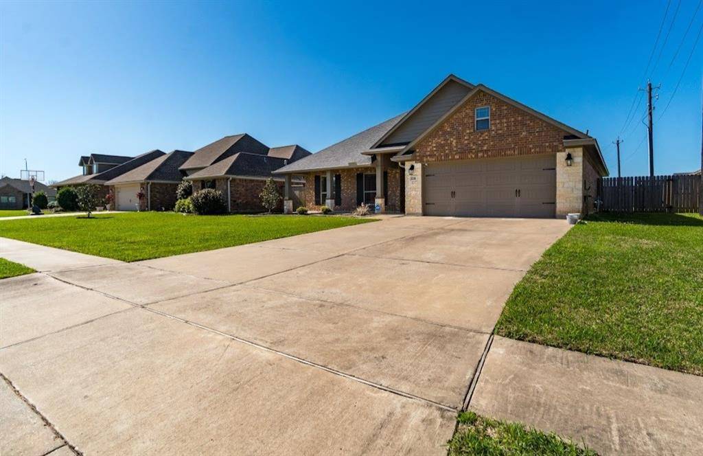 Lake Jackson, TX 77566,114 Cinnamon Ln LN
