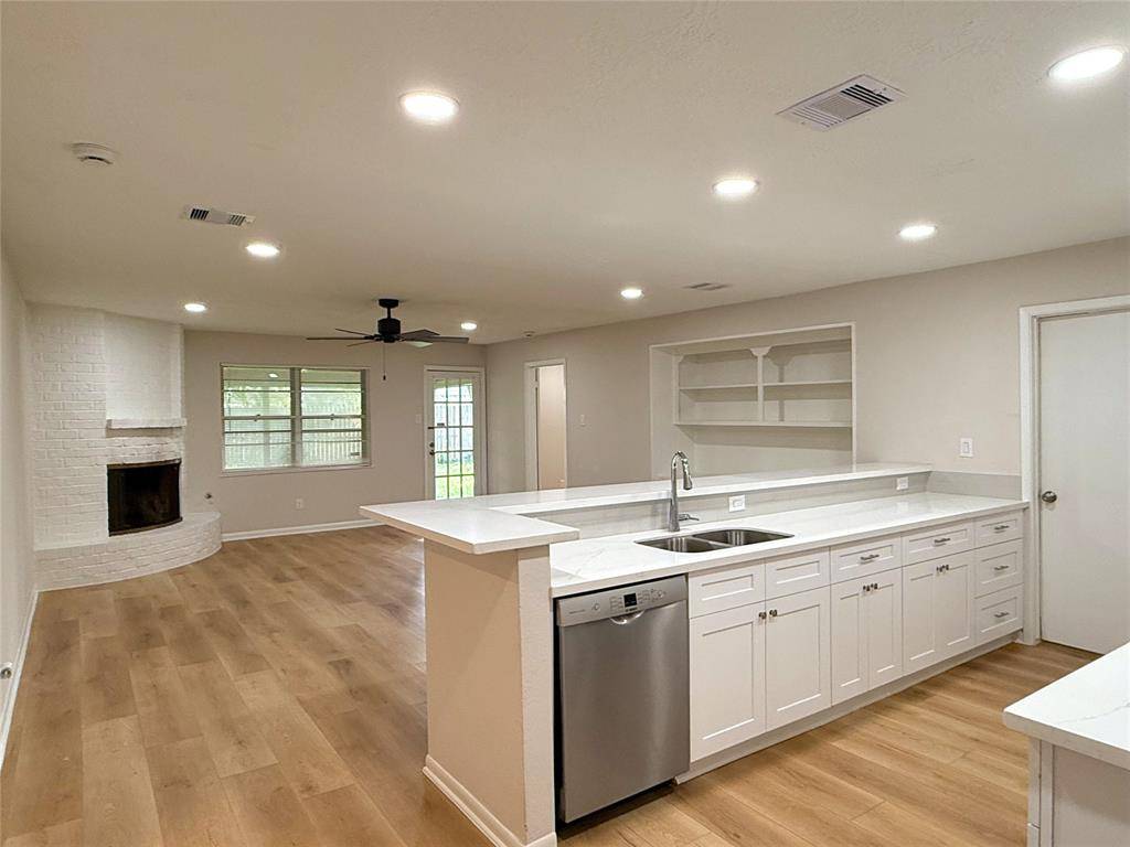 Pasadena, TX 77504,4526 Ponca ST