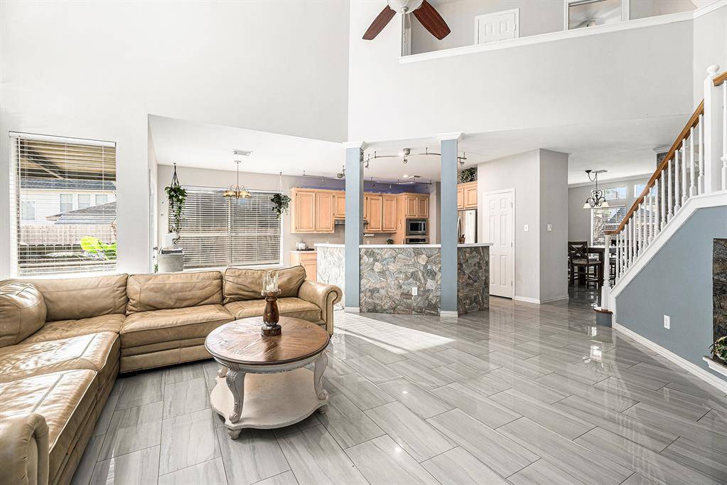 League City, TX 77573,133 S Laguna Pointe DR