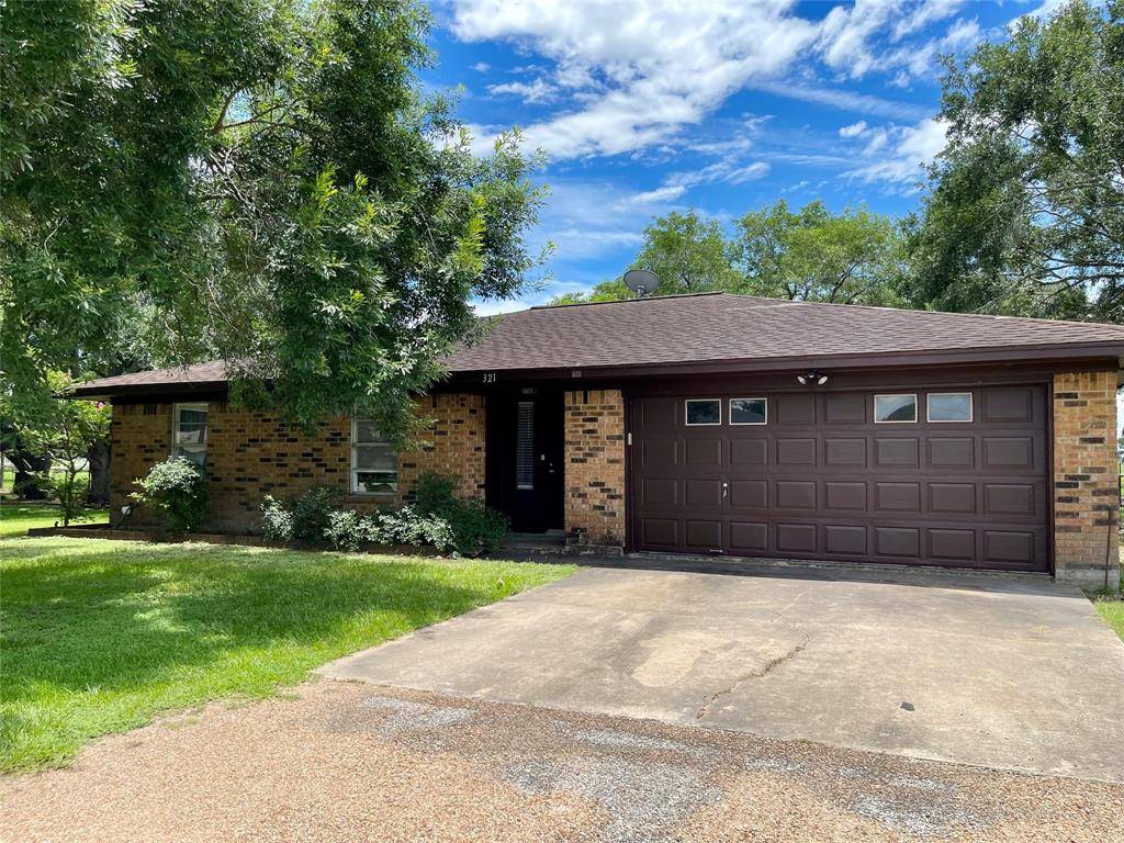 El Campo, TX 77437,321 Candy ST