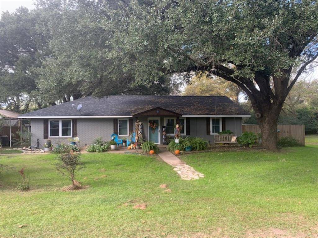 Hempstead, TX 77445,2815 18th ST