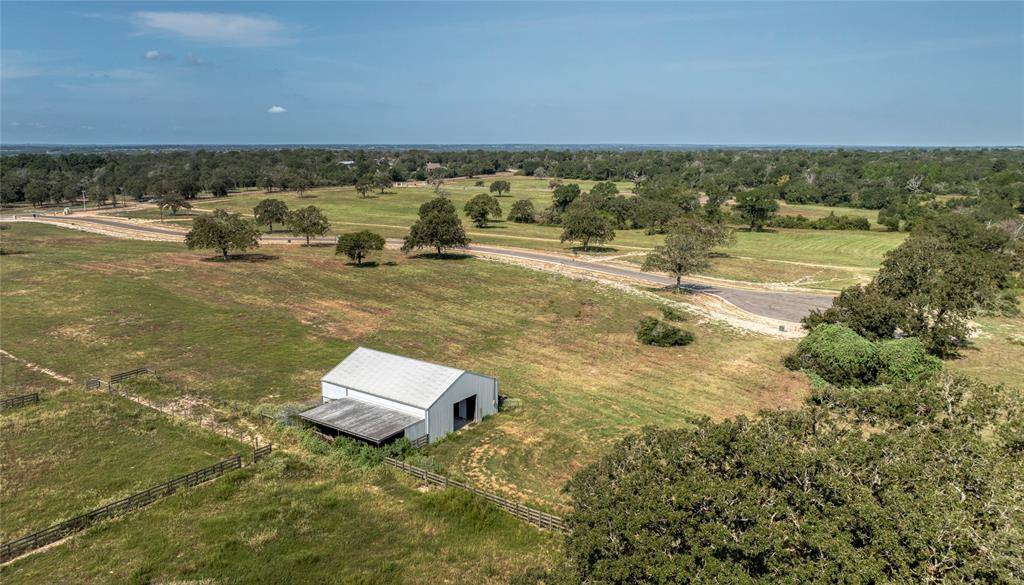 Bellville, TX 77418,376 Oak Hill Lane