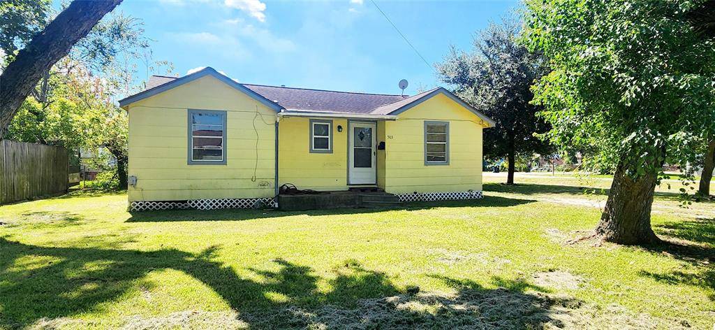 Clute, TX 77531,503 Mckee ST