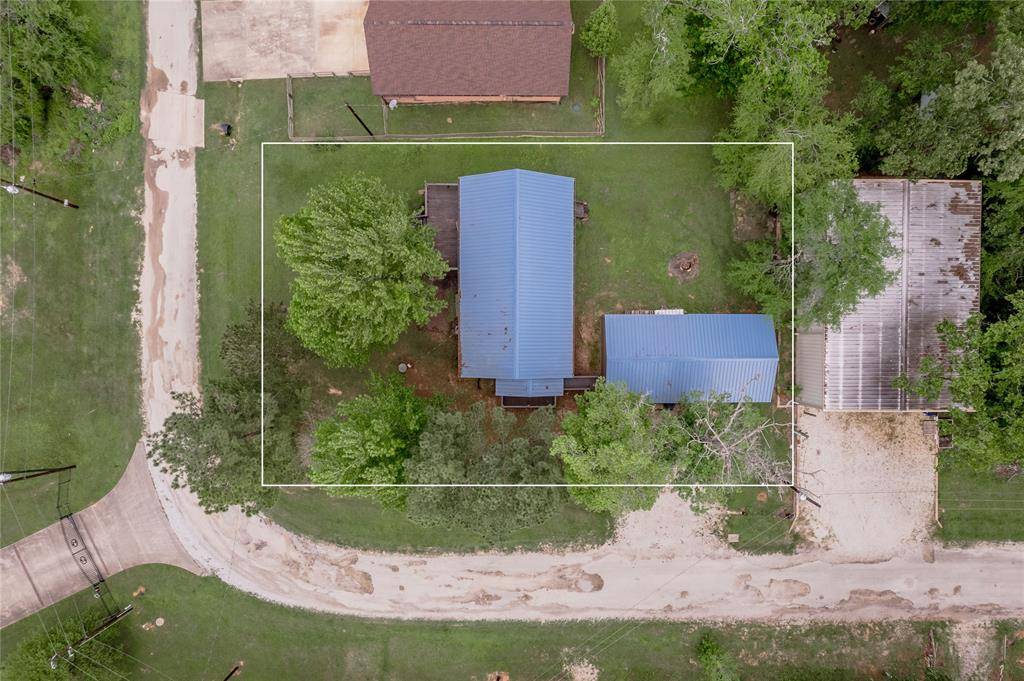 Point Blank, TX 77364,180 E Woodland Shores DR