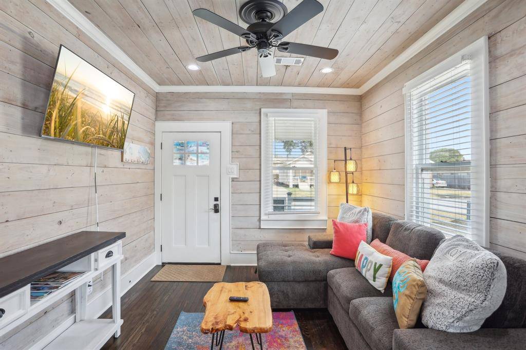 Galveston, TX 77551,4715 Avenue P 1/2
