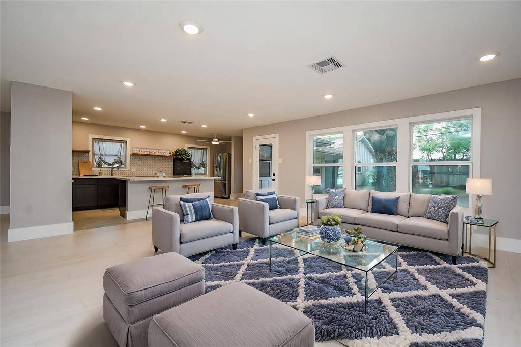 Houston, TX 77063,7618 Highmeadow DR