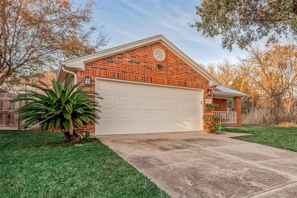 Sugar Land, TX 77498,16310 BLOSSOMWOOD LN