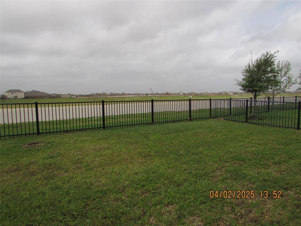 Texas City, TX 77568,2131 Islawild WAY