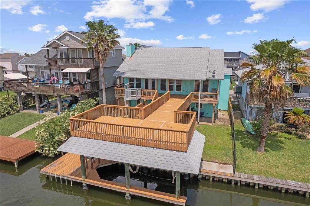 Hitchcock, TX 77563,1094 Redfish ST