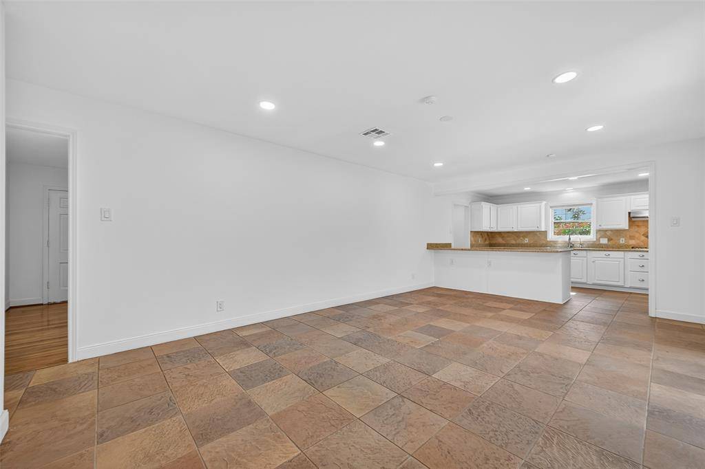 Houston, TX 77043,10218 Oakpoint DR