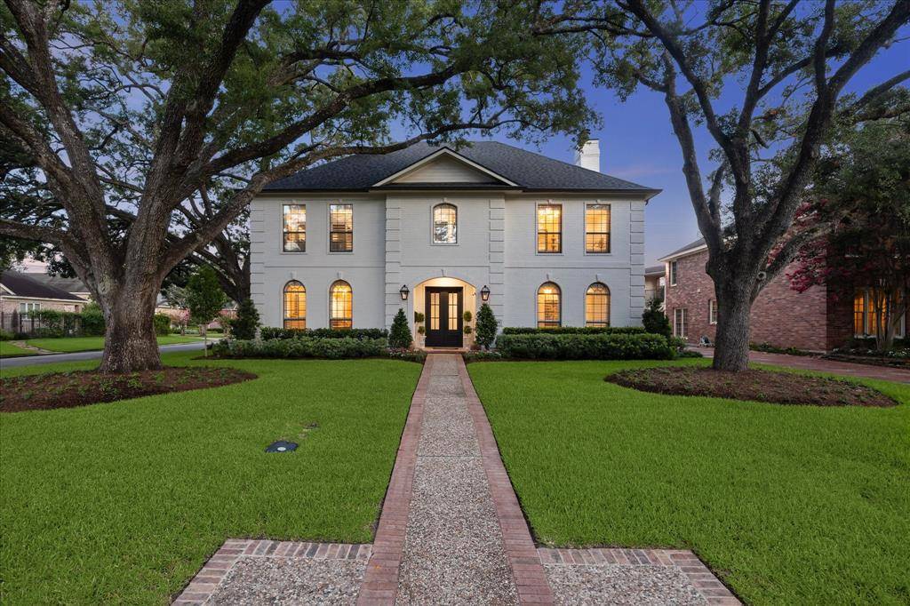 Bellaire, TX 77401,5001 Wedgewood DR