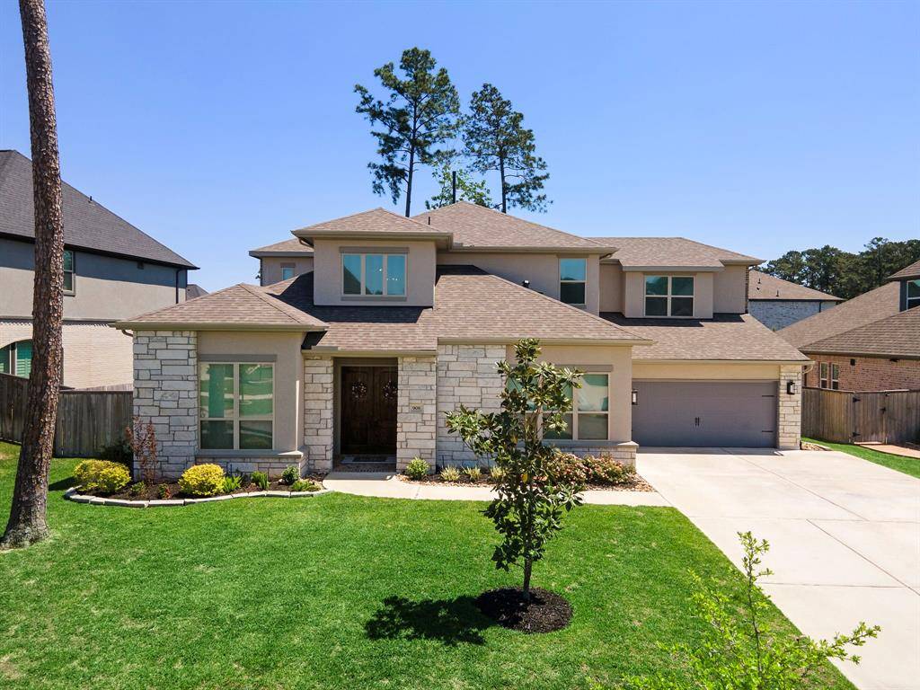 Pinehurst, TX 77362,908 Falcon Hollow LN