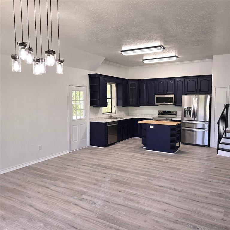 Coldspring, TX 77331,31 Holiday LN