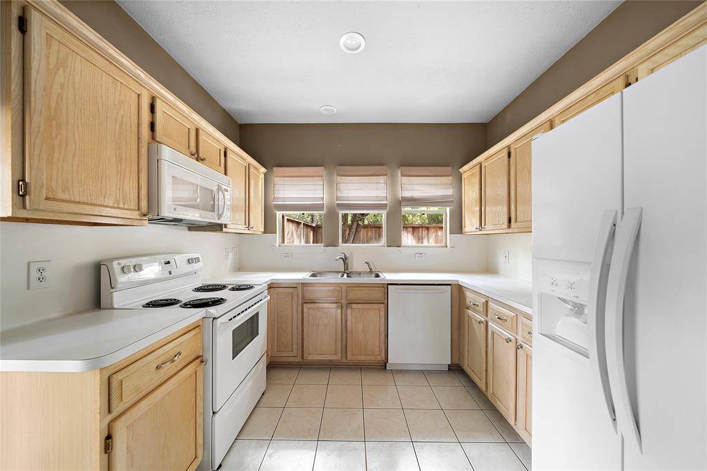 The Woodlands, TX 77381,150 N Magnolia Pond PL