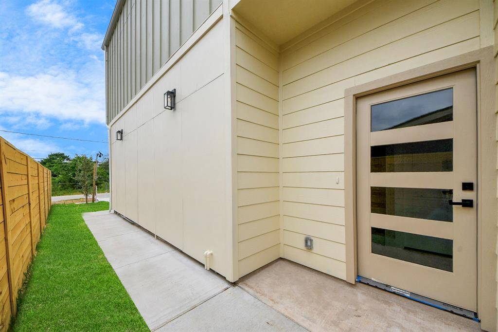 Houston, TX 77088,7542 Charlie ST