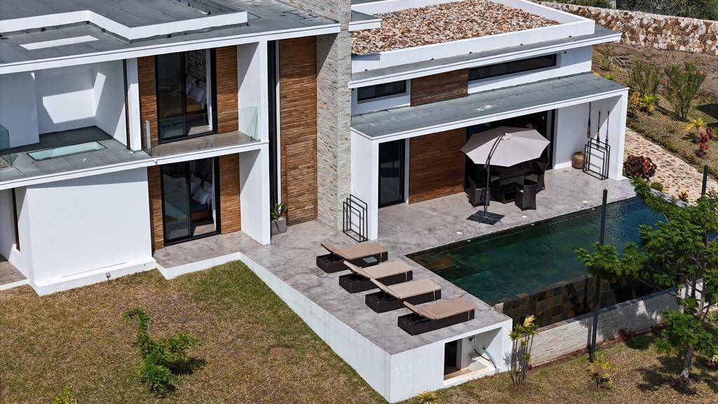 207,4 Luxury Villa Andrahibo