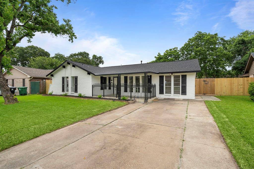 Houston, TX 77089,12310 New Brunswick DR