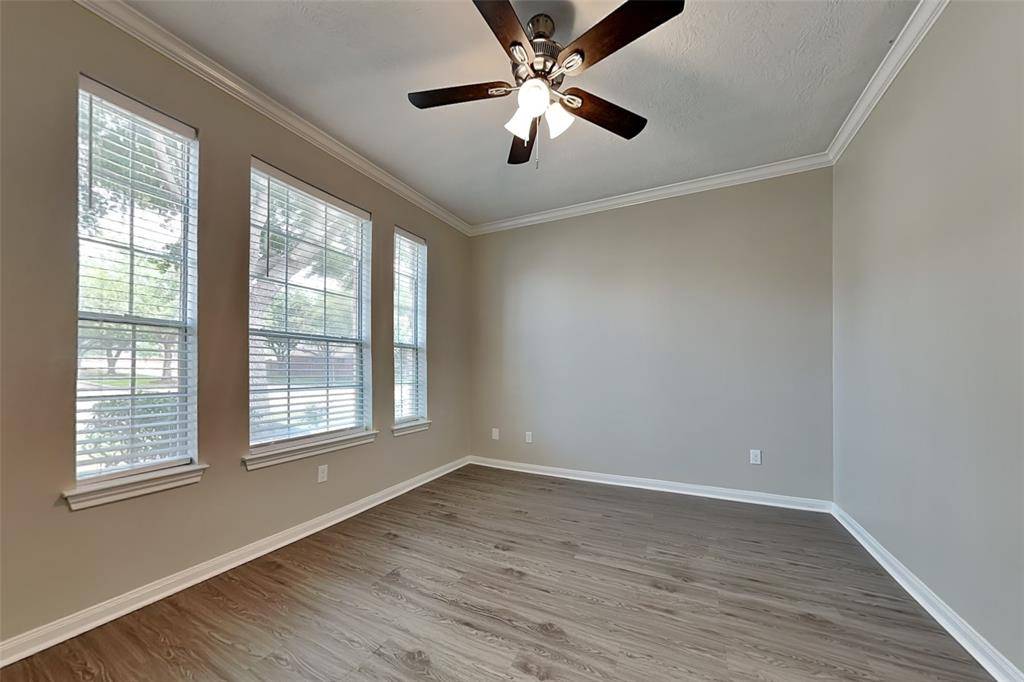 Sugar Land, TX 77498,10626 White Bridge LN