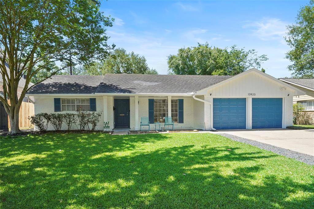 Houston, TX 77079,13923 Saint Marys LN