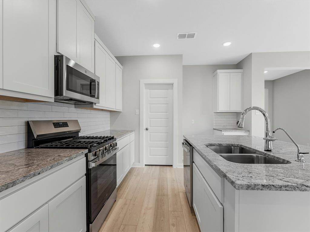 Cypress, TX 77433,21719 White Bellflower LN