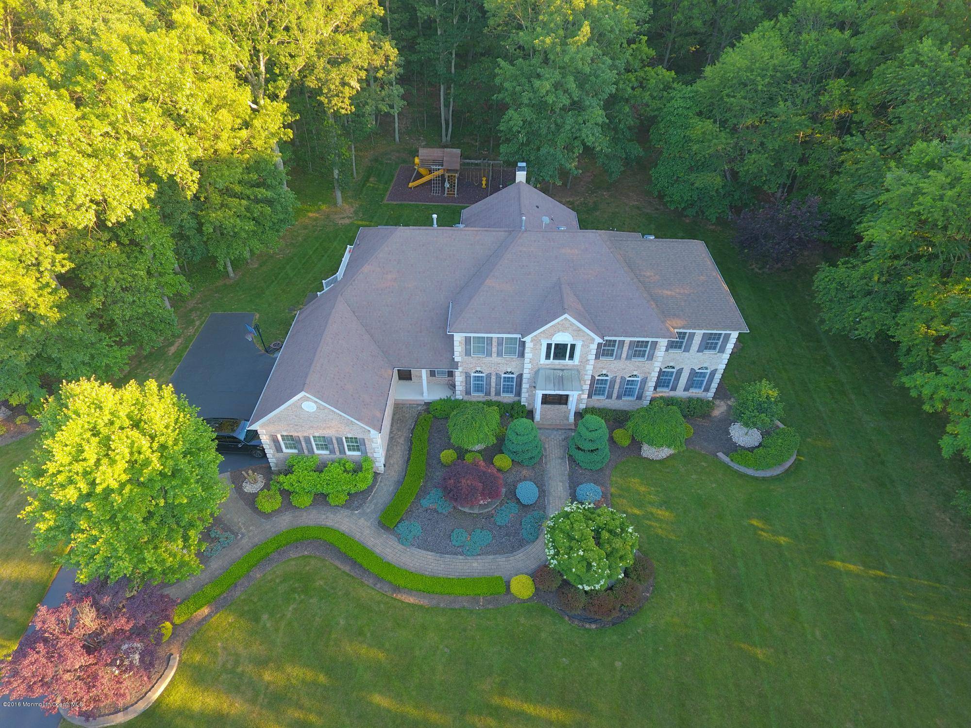 Manalapan, NJ 07726,201 Shepard Way