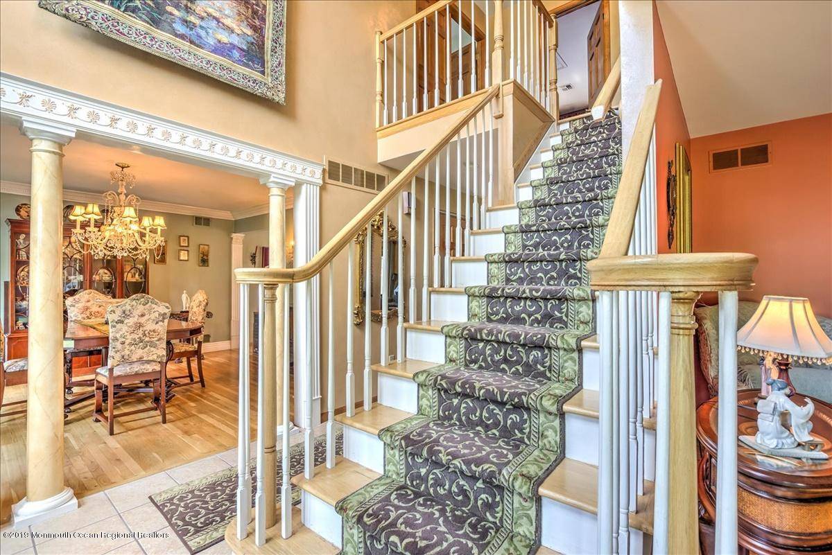 Manalapan, NJ 07726,5 Joseph Street