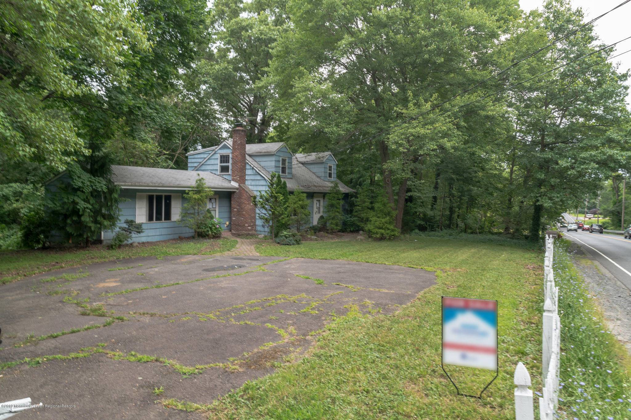 Matawan, NJ 07747,4032 Highway 516