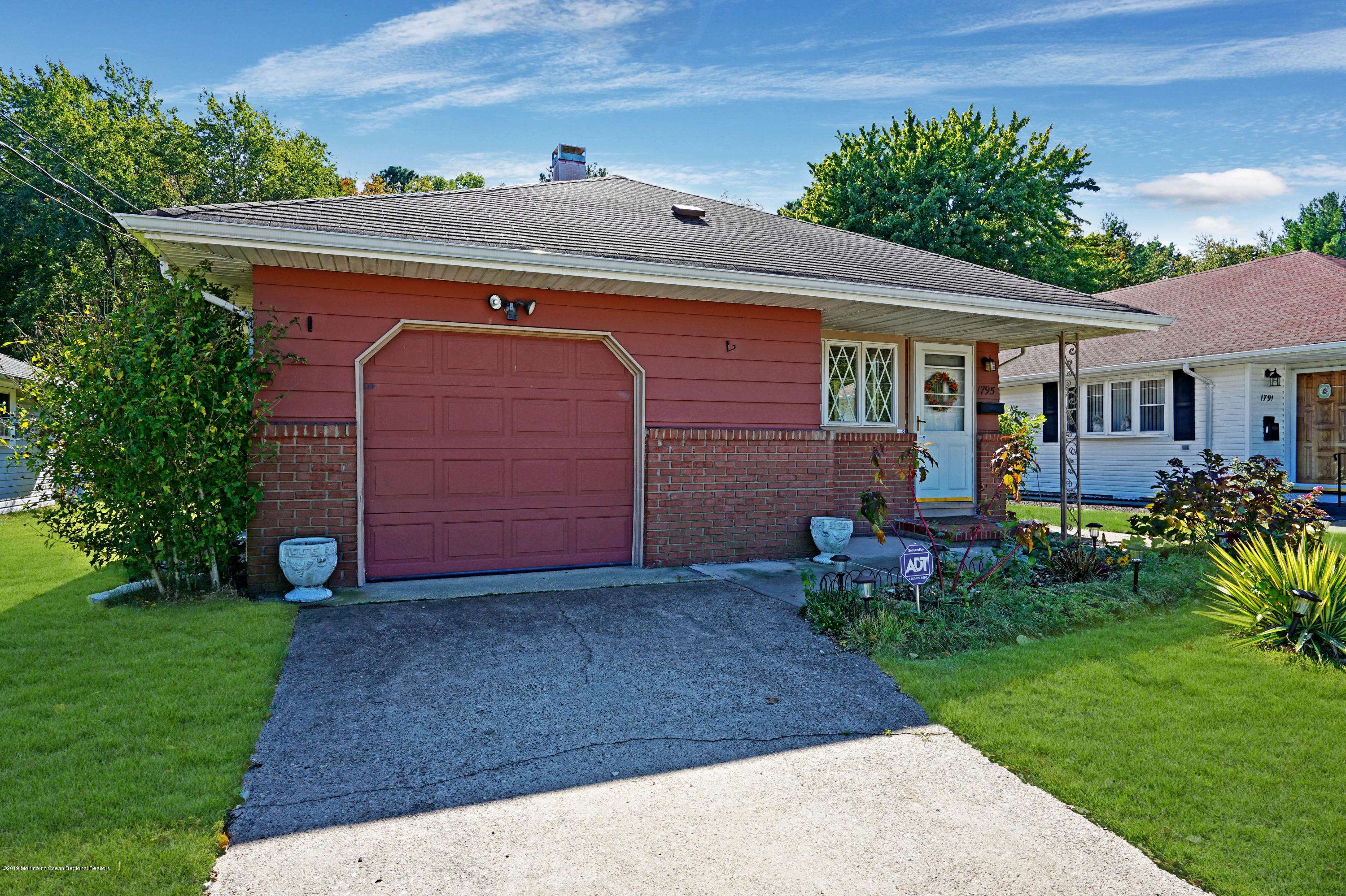 Toms River, NJ 08753,1795 Mount Everest Lane