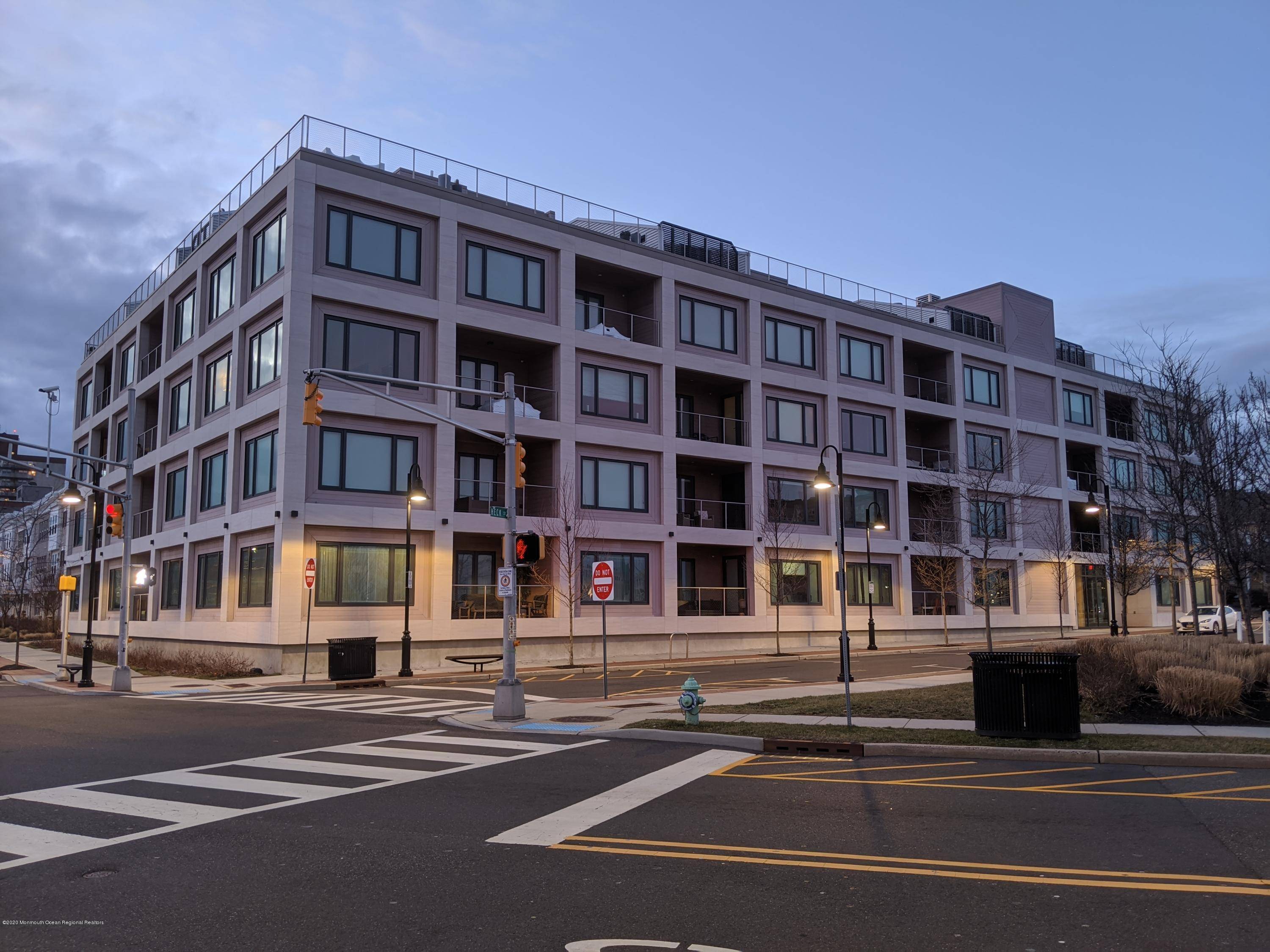 Asbury Park, NJ 07712,601 Heck Street #200