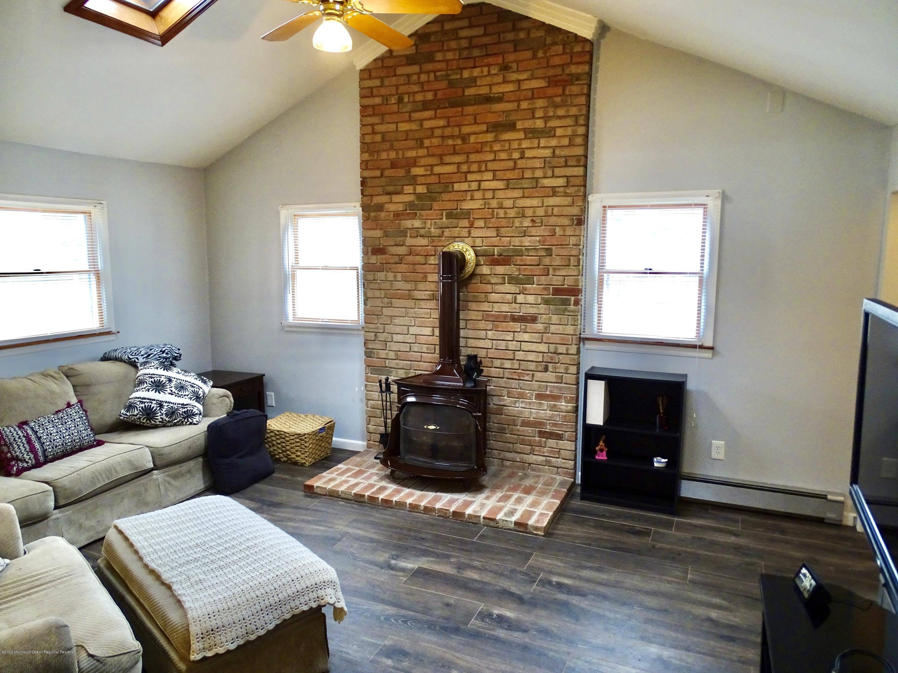 Beachwood, NJ 08722,219 Spar Avenue