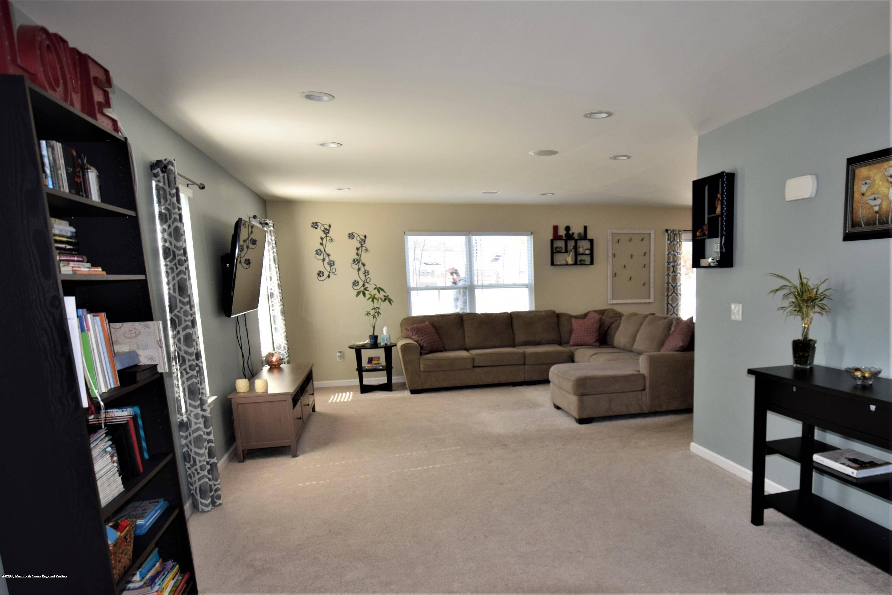 Bayville, NJ 08721,6 Goldenrod Avenue