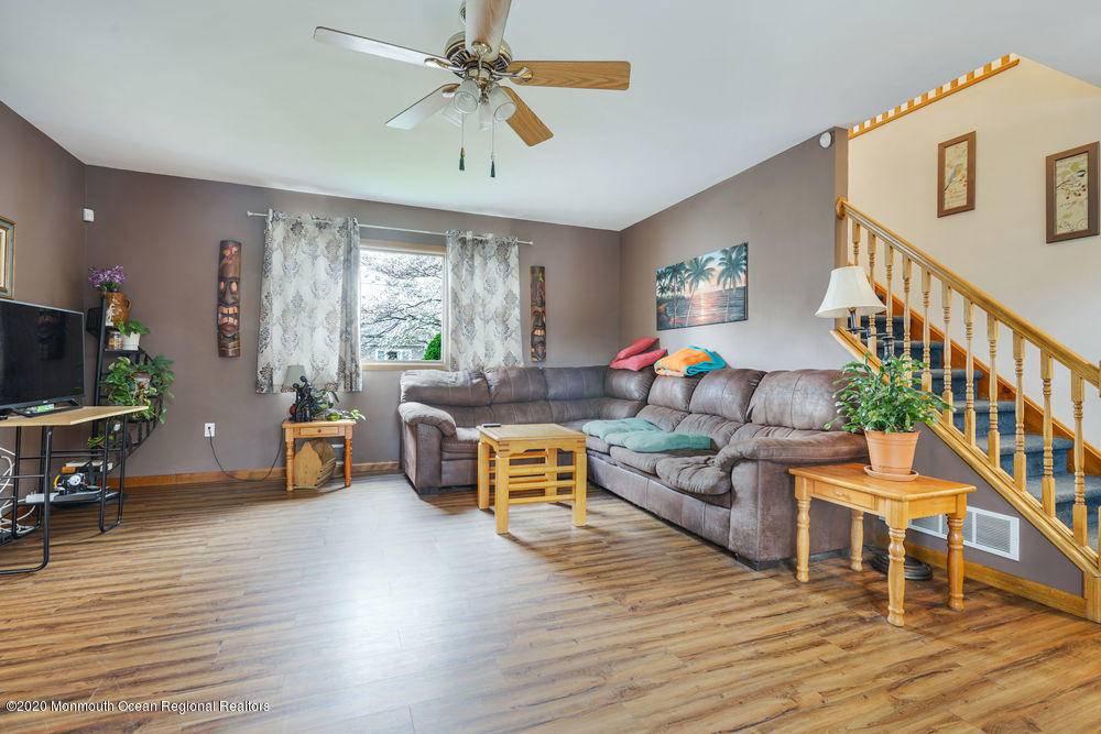 Brick, NJ 08724,360 Jefferson Court