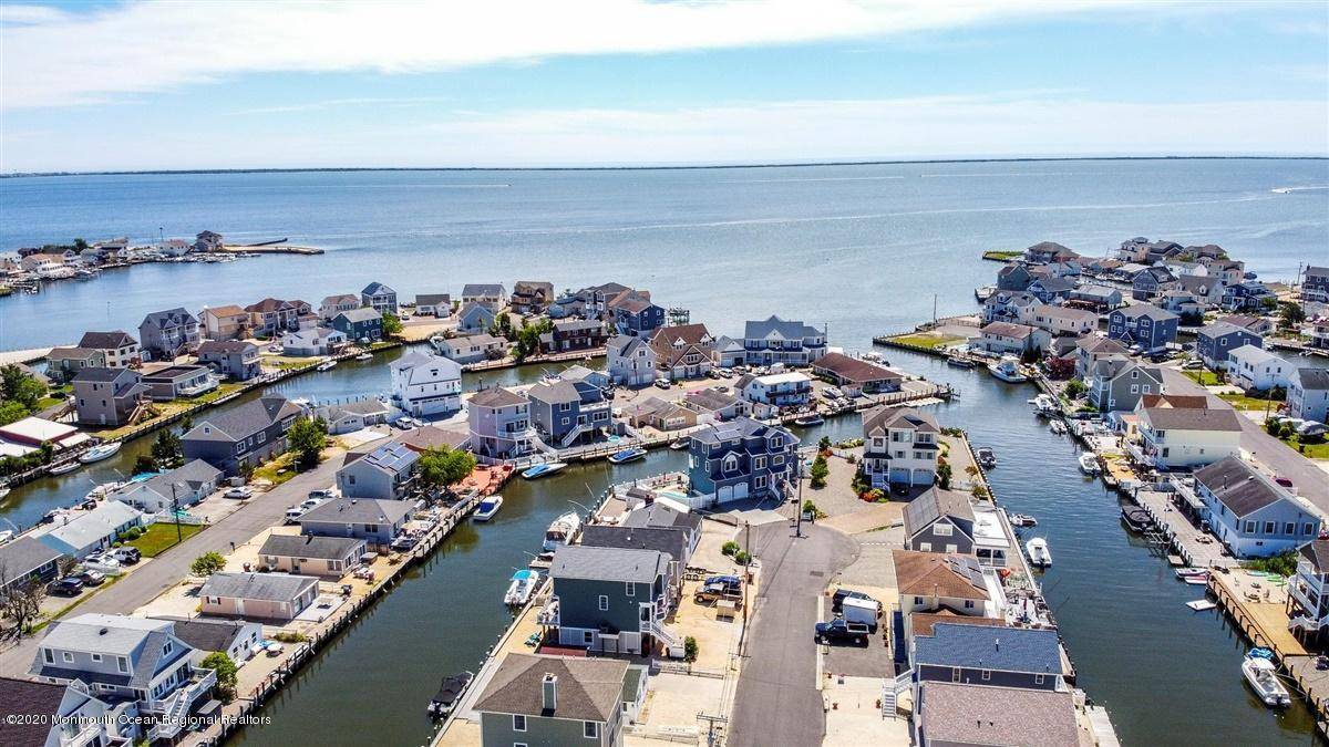 Bayville, NJ 08721,227 Rosewood Drive