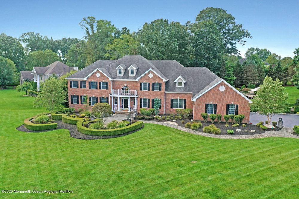 Manalapan, NJ 07726,9 Cozy Drive
