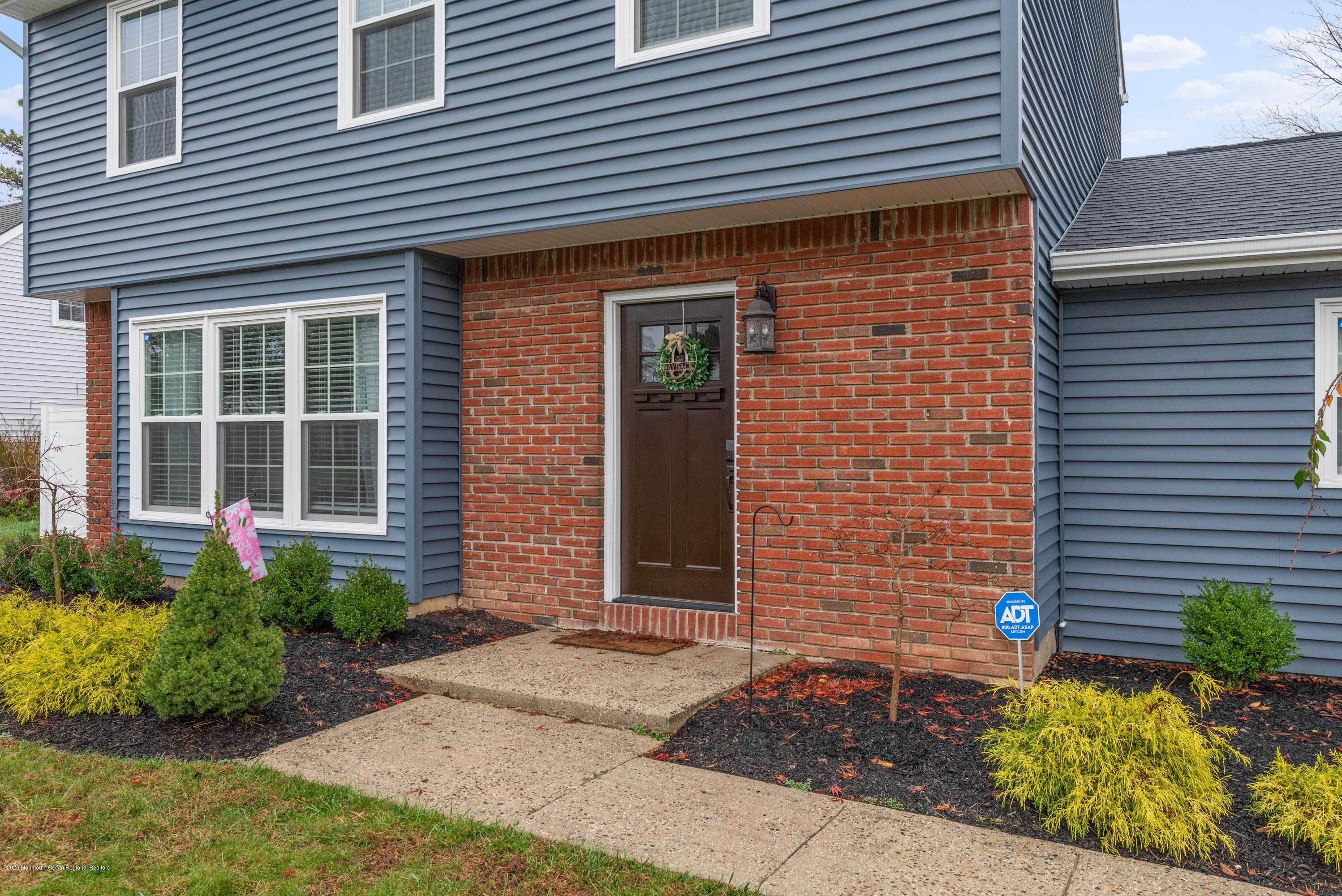 Tinton Falls, NJ 07753,52 Charles Drive