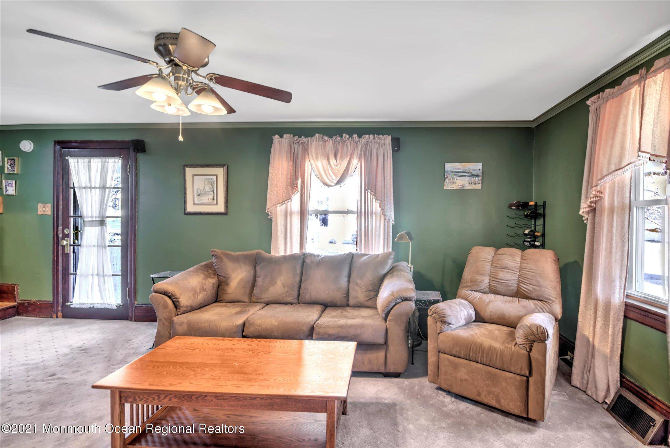 New Egypt, NJ 08533,8 Oakford Avenue