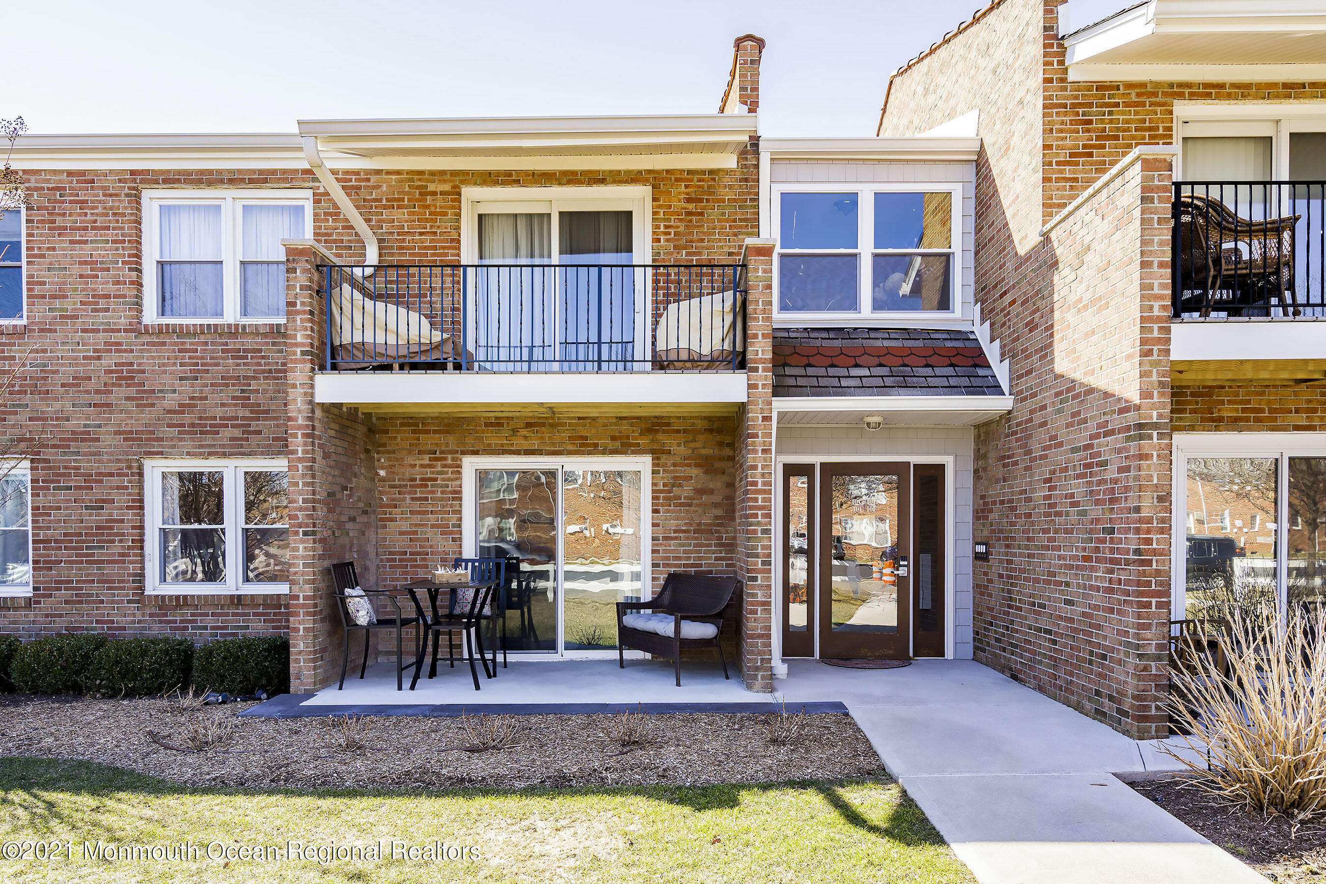 Point Pleasant Beach, NJ 08742,320 Maryland Avenue #10E